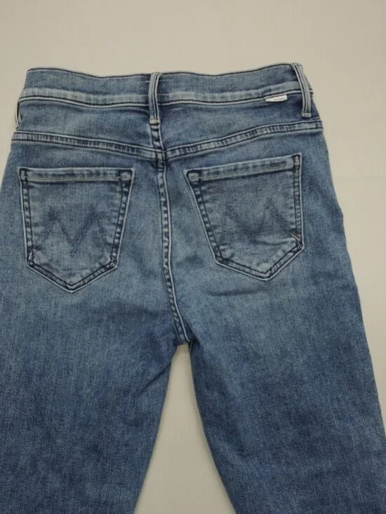 MOTHER The Pixie Insider Ankle Jeans in Group Bathing Size 24 - Picture 8 of 16